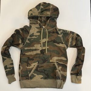 TNA Camo Sweatfleece Pullover Hoodie | Camo